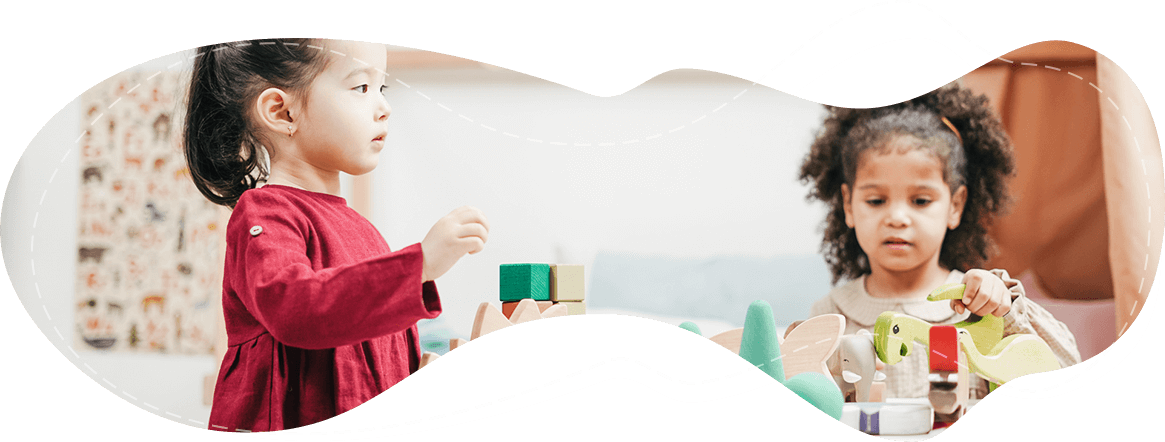 duas-criancas-brincando-imagem-editada Duas crianças brincando imagem editada